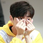 <b>손</b> <b>한</b>번 꼭 잡아보고 싶은 아이돌