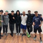 [<b>방탄소년단</b>] 꾸기의 으른미 넘치는 팔길이