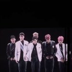 [EXO] 오늘 <b>의상</b> 뮵앵때 <b>의상</b>인듯?
