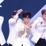 [프듀X] 야 미친 프엑 <b>박수</b> 보는데