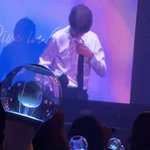 [모두드루와] <b>무대위</b>에서 옷갈아입는 하성운ㄷㄷ