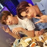 [댓글부탁해] <b>카이</b> 옆에 누구야?