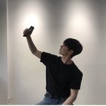 [댓글부탁해] <b>이존</b>잘남 누구냐 알려주실 분,,,