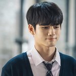 <b>옹성우</b> 요즘 왜이렇게 좋냐?