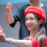 <b>요정</b> 아니면 말이 안 되는 女돌
