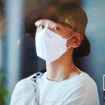 [EXO] 엑소 레드빈에 무사히 <b>도착</b>