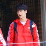 <b>아거</b> 옷 살지말지 골라쥬 ㅠㅠㅠ