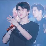 [EXO] 잠깐만요.. 네..?