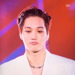 [EXO] <b>종인</b>이 목에 걸린 목걸이가 되고 싶다