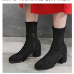 [19] 확실히 유튜브나 페이스북 같은 <b>매체</b>때문에