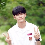 [댓글부탁해] 스쉐 파데 하나 <b>주문</b>했는데