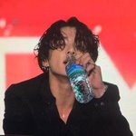 [방탄소년단] 물 마시는게 이렇게 섹시할 일??