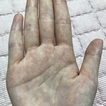 제 손이 그렇게 <b>시체</b>손 같나염?..