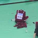 [NCT] 마크 많이 피곤한가봐 ㅜㅜ