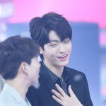 [TXT사진] 수빈:블루베리생<b>크림빵</b>은 정말