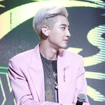 [EXO] 핑크 개잘어울린다