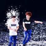 [EXO] 볼때마다 이 뒤에 이어질 상황이 궁금한 <b>사진</b>ㅋㅋㅋ