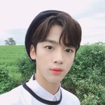 김요한 <b>이</b> 셀카 진짜 <b>잘</b>생겼어