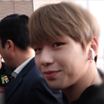 [연예인] 강다니엘 <b>레알</b> 출국길 ㄱㄱㅇ!