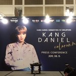 [강다니엘] 오늘 강다니엘 싱가폴팬밋 기자<b>회견</b> 하나봐