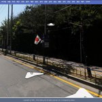 요즘 분위기가 <b>어수선</b>하니 별게 다 눈에 거슬리네...