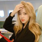 블핑 블랙핑크 로제 제니 지수 <b>리사</b>