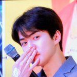 [EXO] 세훈이 <b>손등</b>이랑 옷에 비비 뭐냐ㅋㅋㅋㅋ
