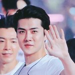 [EXO] 개오물뽕모종삽 사진 올리니까 <b>삭제</b>했네