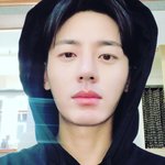 [댓글부탁해] 얘들아 이 배우 아는 사람 ㅠㅠ