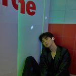 황민현 완전 화보<b>장인</b>이다