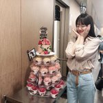 <b>연하</b>의 사랑 듬뿍 받고 있는 임수정