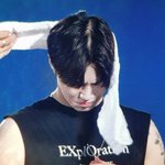 [EXO] 더 찾았다 차가운 얼음수건 준면이의 반응은?