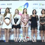 이 정도면 트와인성 논란 나와야 할 듯