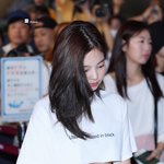 [모두드루와] 제니 <b>뱃살</b> 넘 커여워