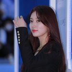 빨간머리한 <b>수지</b>
