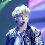 뷔 금발머리 <b>dna</b>