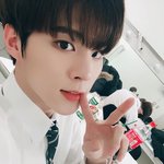[엑스원] 김우석만 보면 가슴이 ㅈㄴ