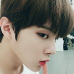 [댓글부탁해] 김우석 <b>공트</b> 사진 업로드