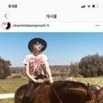 [이것좀봐줘] 욱일기 티셔츠 입는 미국인 모델(그리고 존 레논 아들)