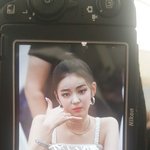 있지 <b>리아</b>: 감히 전화 받으면서 날 찍어?