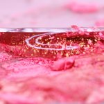 [드루와] 코덕들 맴찢 영상. <b>귀르</b>가즘 주의! 메이크업 제품 부수기