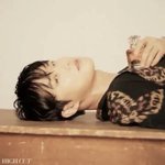 [EXO] 준면이가 안고있는 <b>향수</b> 이거라는데