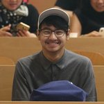 매덕스 입학 사진 봄?