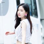 뭘 입어도 스타일리시할 <b>여</b><b>돌</b>