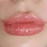[댓글부탁해] 나 입술<b>필러</b> 맞은것같음?