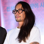 4년 만에 공식석상에 나타난 <b>류승범</b>