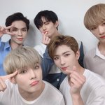 반반과 리폼 좋아하는 것 같은 <b>cix</b>