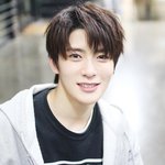 엔시티 재현 몸만 자랐나<b>봄</b>