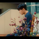 ALBUM '내버려둬(Irresistible)' <b>OFFICIAL</b>...