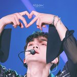 [EXO] 버스킹 어젠 <b>파도소리</b> 오늘은 귀뚜라미<b>소리</b> 대박임